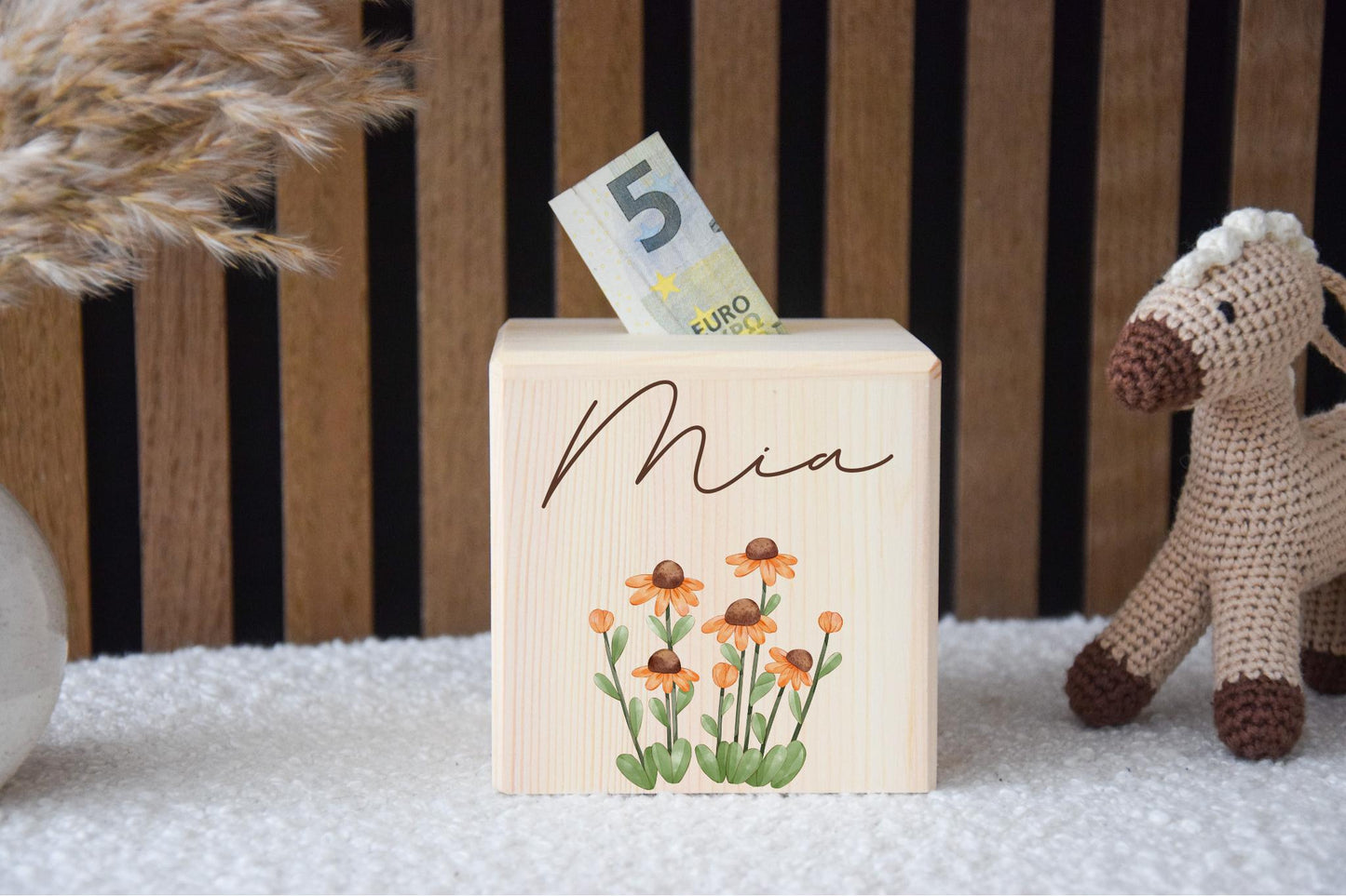 Spardose mit Blumenweise