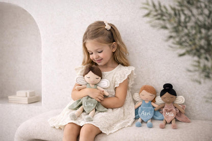 Kuscheltier Fee personalisiert mit Namen, Geschenk zur Geburt & Taufe, Schmusetier Elfe, Kuschelpuppe Baby Mädchen, Einschlafhilfe