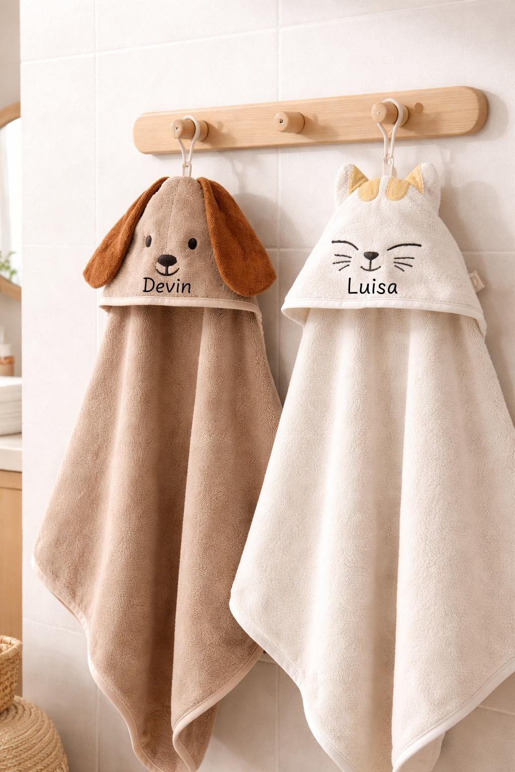 Kapuzenhandtuch mit Namen - Katze / Hund