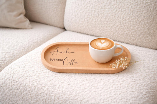 Holz Tablett personalisiert mit Name – BUT FIRST COFFEE