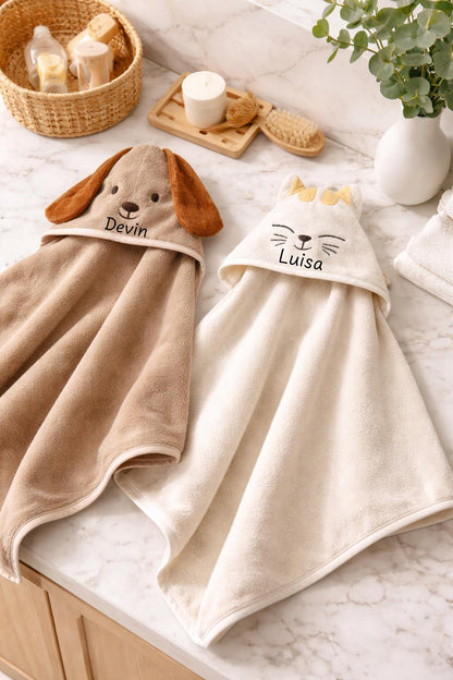 Kapuzenhandtuch mit Namen - Katze / Hund