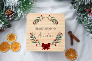 Keksdosen für Weihnachtsplätzchen mit festlicher Deko